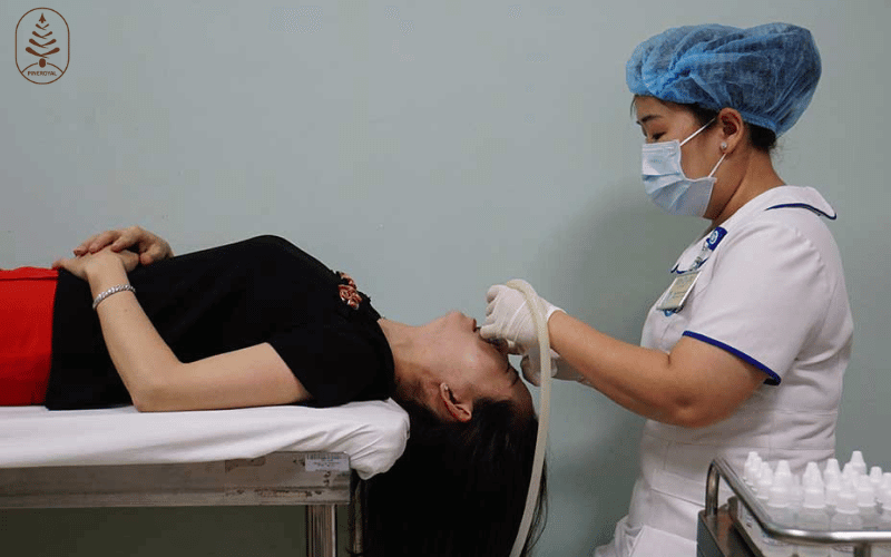 Có nên hút dịch xoang mũi? Lợi ích, quy trình thực hiện