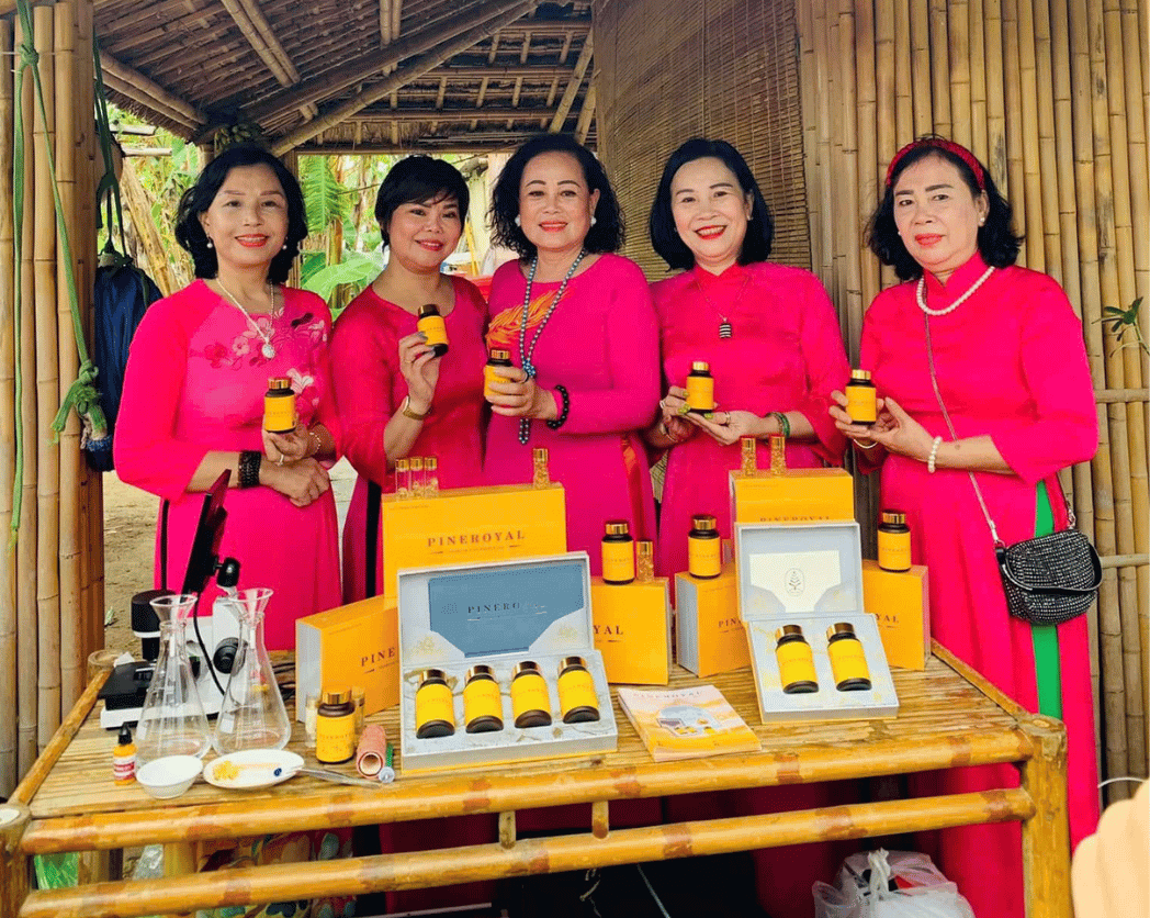 Địa chỉ bán tinh dầu thông đỏ tại Hồ Chí Minh chất lượng và giá tốt nhất