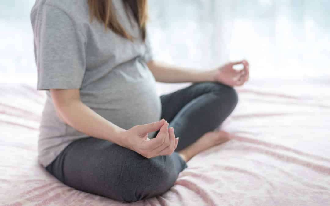 Chữa mất ngủ cho bà bầu 3 tháng cuối: Giải pháp an toàn, tự nhiên giúp ngủ ngon