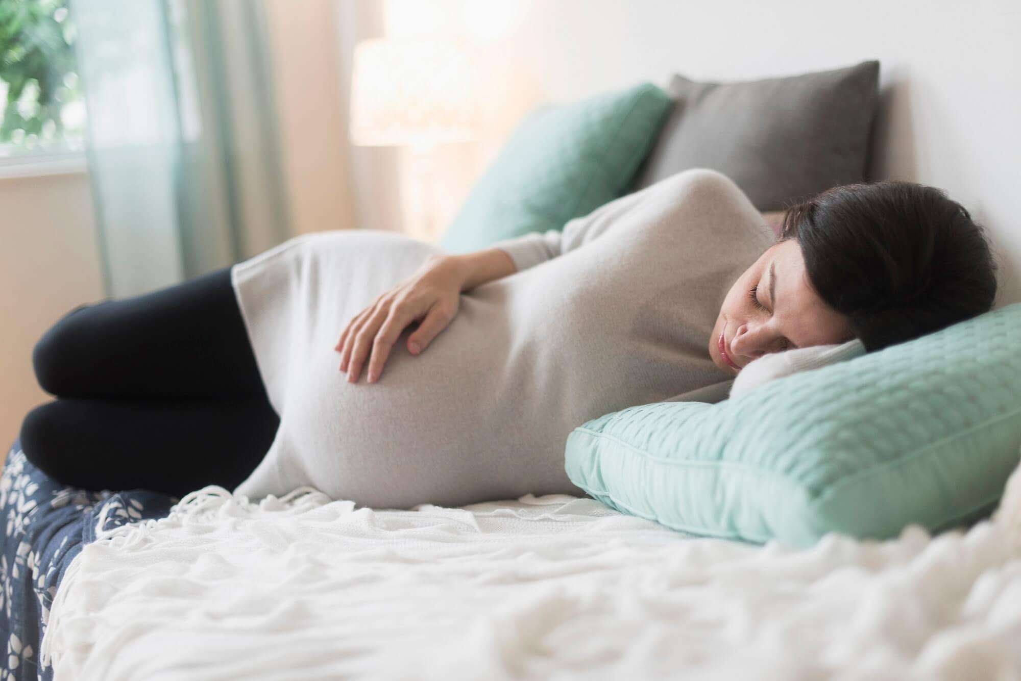 Chữa mất ngủ cho bà bầu 3 tháng cuối: Giải pháp an toàn, tự nhiên giúp ngủ ngon